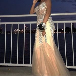 Boutique Prom dress 👗